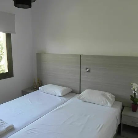 Andries 3*