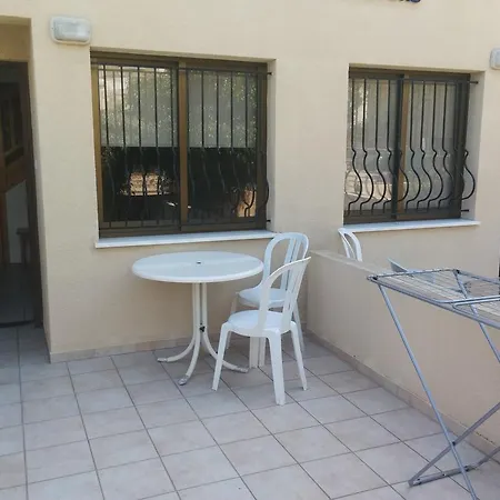 Ξενοδοχείο με διαμερίσματα Andries Πάφος