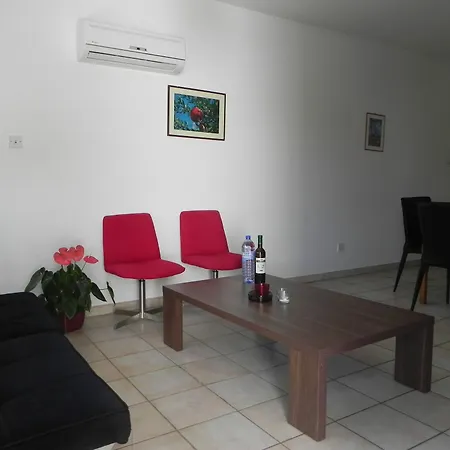 Ξενοδοχείο με διαμερίσματα Andries 3*