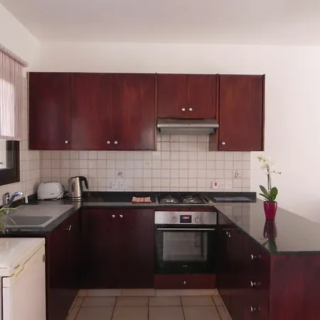 Ξενοδοχείο με διαμερίσματα Andries Πάφος