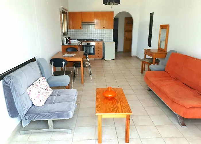 Andries Apartahotel Paphos